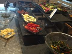 自助取餐区-北京王府井希尔顿酒店·万斯阁西餐厅