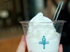 牛乳软冰淇淋-神户六甲牧场(北野本店)