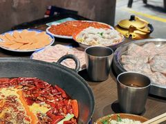 -萍姐火锅·公路夜市(武汉首店)