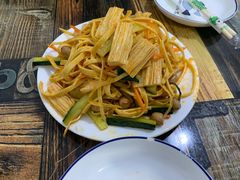 -泓源馅饼店