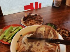 -矮子粉店1985·长沙米粉(湘春路店)