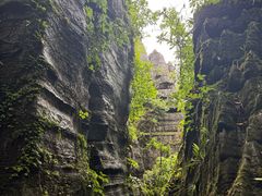 -梭布垭石林景区