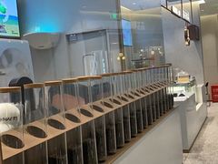自助取餐区-喜茶(上海奉贤宝龙店)