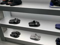 -BALENCIAGA(比斯特苏州购物村店)