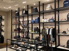 -COACH蔻驰(恒隆广场店)