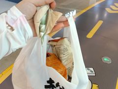 -茶颜悦色(金茂览秀城LG层外街店)