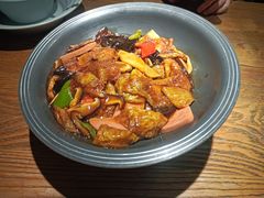 -蜜桃餐厅·伴山(湖滨商业街店)