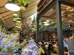 -屋顶花园餐厅(步行街老地王大厦店)