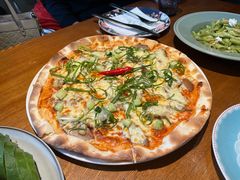 -JINNS锦时 steak&pizza(浸信会礼拜堂旧址店)