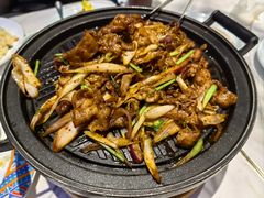铁板炒烤肉-阿里疆Alijiang·丝路美食·异域风情·清真(长楹天街店)