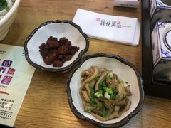-鑫花溪牛肉米粉(人民广场店)
