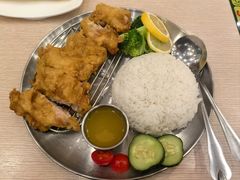 -佰搭果·广式茶餐厅(西华路店)