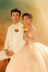 -蒙太奇婚纱摄影(万达店)