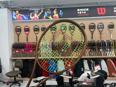 -Wilson威尔胜(漕溪北路店)