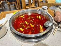 -肖肖酸萝卜鱼火锅(总店)