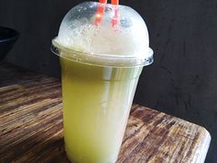 番石榴雪梨-每日新鲜水果吧(南京东路店)