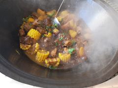 -东北食府·铁锅炖(花溪湾店)