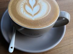 拿铁-LIN COFFEE CO(龙珠达店)