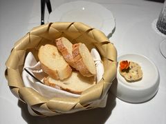 -LESCEDARS Brasserie Bistro香柏树