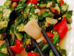 秋葵炒贝丁-必点海鲜·鲅鱼水饺(鞍山西道店)
