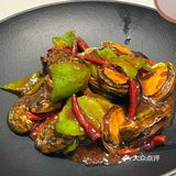 不愧为青岛的美食名片噢，点赞 海肠捞饭 79元一份