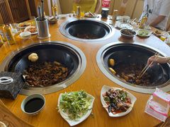 -缘福乡村铁锅炖民宿(八达岭店)