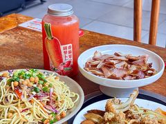 -老鼎万春卤菜(五代传承创始老店)