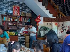 大堂-古城苗家土菜馆(河景餐厅店)