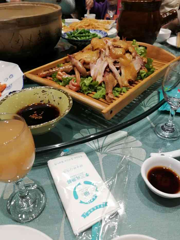 李三元渔村-"真的是,那个垃圾的味道,闻到就不想吃了,.