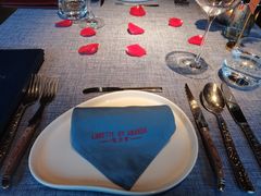 -弦月窗LUNETTE BY AMANDA(复兴路店)