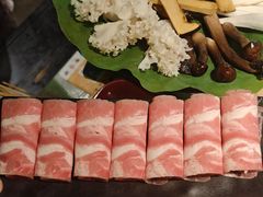 -钢管厂五区小郡肝串串香火锅(梅川路店)