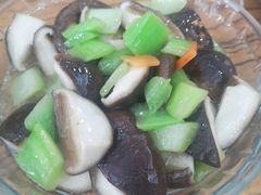 -南磨房食府(燕莎奥特莱斯购物中心店)