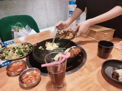 -肥肥虾庄·金牌油焖大虾(杨园滨江时代walk店)