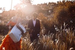 -雪中彩影婚纱摄影·微光艺术中心