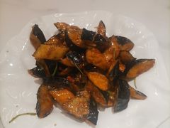 -梅飞酒家(名辉豪庭店)