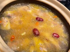 招牌喜滋滋醉鸡煲-邹开喜·炭炉鸡煲·海鲜火锅(虹口足球场店)