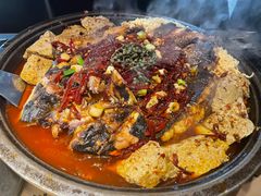 -吞鱼兽麻辣烤鱼(万达店)