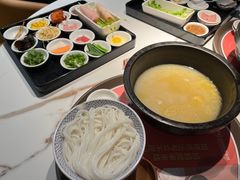-妈妈故事米线(市府恒隆店)