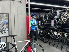 -迪卡侬(越秀公园店)