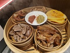 -吃城都·鱼蛙火锅(西玉龙街店)