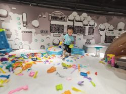 -MINI MARS KIDS CLUB亲子家庭中心(长宁天山店)