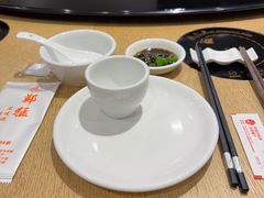 -郑猛记石岐鸽主题餐厅(长江店)