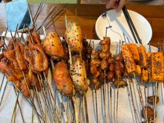 -六福烧烤酒馆(秦隆步行街店)