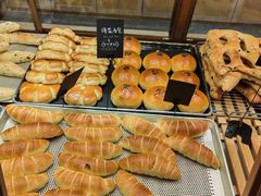 -Dough&Joe团憩(瑞虹天地月亮湾店)