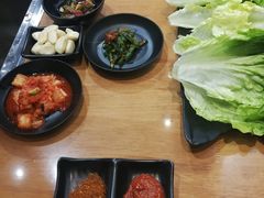-肉甲韩国木炭烤肉(新壹街1店)
