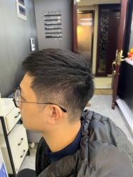 -藤野造型烫发染发