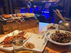 -喝丢一只鞋海鲜烧烤·海肠捞饭(东关街店)