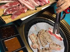 -烤路里·韩国品质自助烤肉(石路天虹4号店)