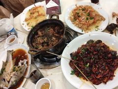 -渝君重庆火锅(嘉宾路店)