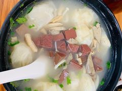 -小董骨汤馄饨店(通扬路店)